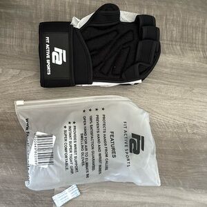 Fit Active Sports Black Workout Gloves XL  NWT